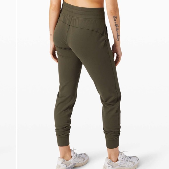 Lululemon Ready To Rulu Pant 29" - Picture 2 of 5
